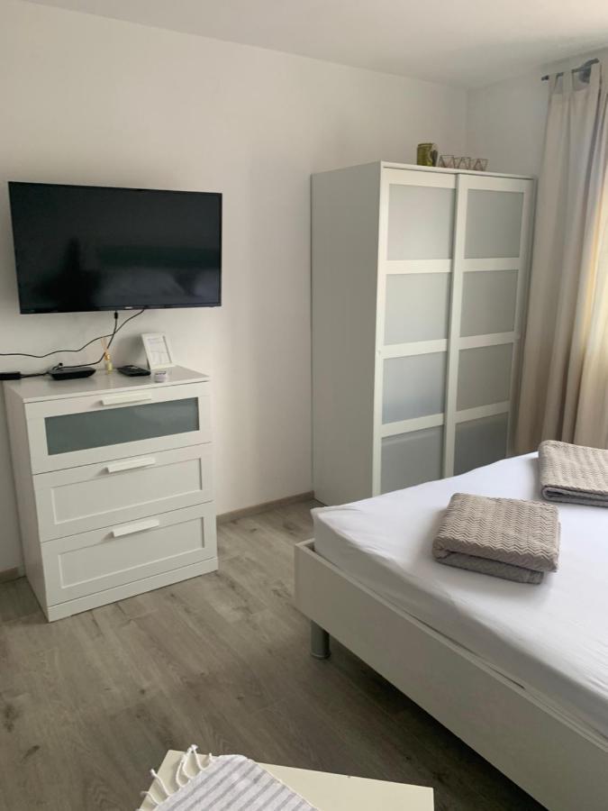 Sanela- Apartman Za Bezbrizan Odmor Crikvenica Dış mekan fotoğraf